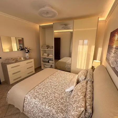 Apartment Dimora Charme *